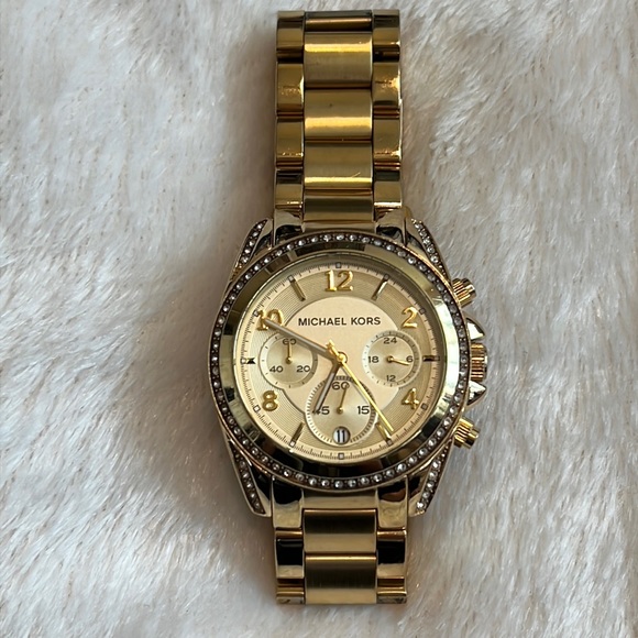 Michael Kors gold and rhinestones MK 5166 watch - Picture 2 of 6